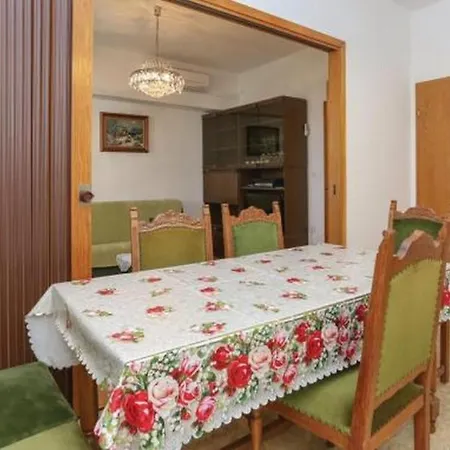 شقة By The Sea Kastel Gomilica, - 22370